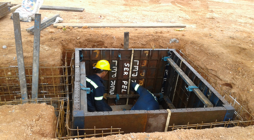 CONSTRUCCIÓN DE LOCACIONES